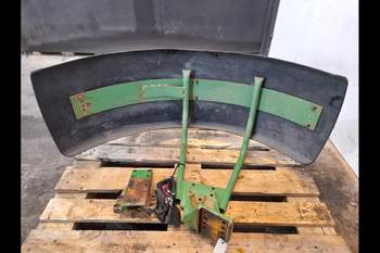 salg af Kotflügel Vorne John Deere 6600 RECHT