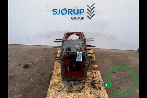 salg af Hinterachsen New Holland 8160