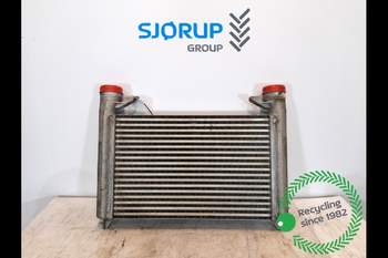 salg af Valtra T213  Intercooler