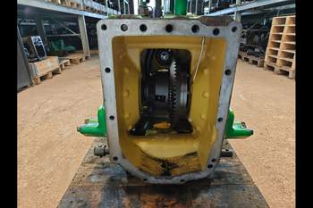 salg af Hinterachsen John Deere 6910 