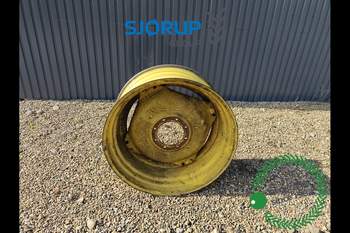 salg af Hinterfelge John Deere 6910 RECHT