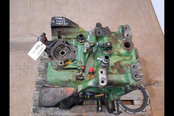 salg af Hinterachsen John Deere 6900 