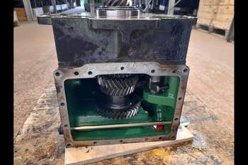 salg af Getriebe John Deere 6900