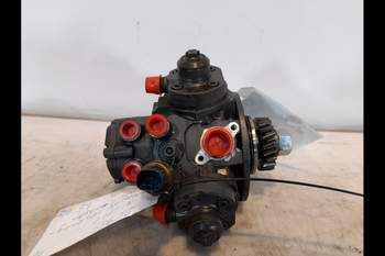 salg af Einspritzpumpe Valtra N134