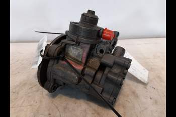 salg af Einspritzpumpe Valtra N134