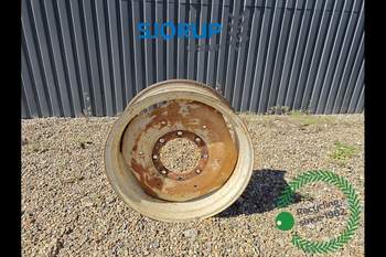 salg af Valtra N134 RIGHT Front Rim