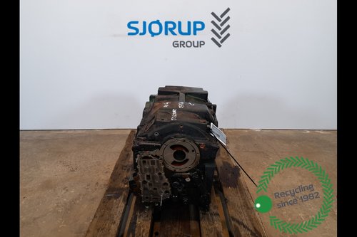 salg af Getriebegehäuse John Deere 6215R