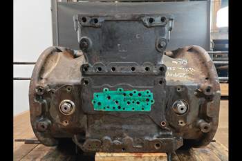 salg af Hinterachsen Valtra S354 