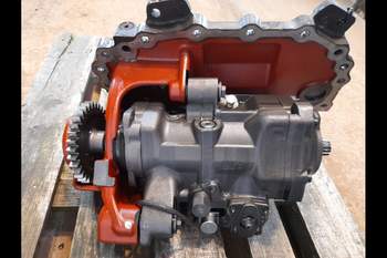 salg af Hydrostat Claas Axion 830 