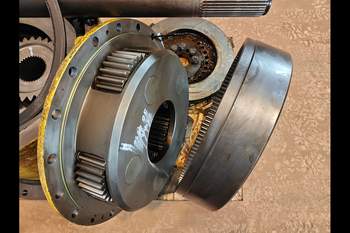 salg af Endantrieb Hinterachse John Deere 9530 RECHT