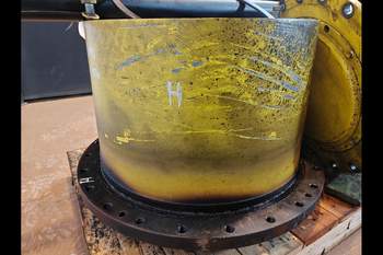 salg af Endantrieb Hinterachse John Deere 9530 RECHT