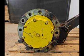 salg af Endandtrieb Vorderachse John Deere 9530 RECHT