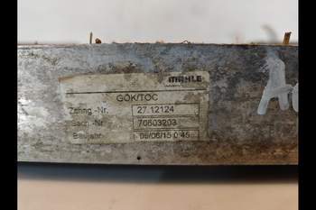 salg af Ölkühler Deutz-Fahr Agrotron 6160 