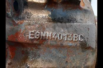 salg af Achstrichter Ford 7840 LINKS