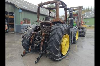 salg af John Deere 8320R traktor
