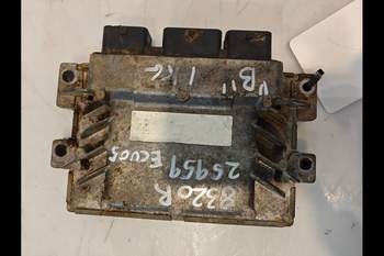salg af Steuergerät (ECU) John Deere 8320R 