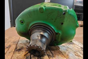 salg af Vorderachs Achsschenkel John Deere 8320R RECHT