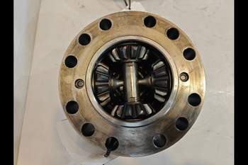 salg af Vorderachsdifferential John Deere 8320R