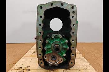 salg af Getriebe John Deere 8320R