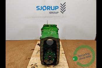 salg af Getriebe John Deere 8320R 