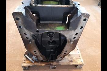 salg af Ölwanne John Deere 8R 370 