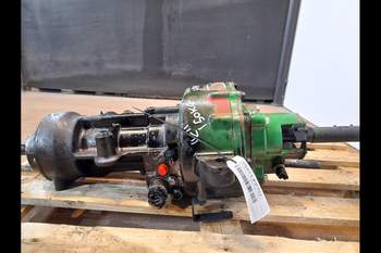 salg af FrontPTO John Deere 8R 370