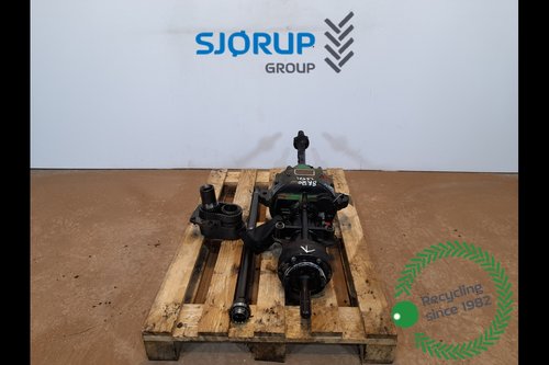 salg af FrontPTO John Deere 8R 370