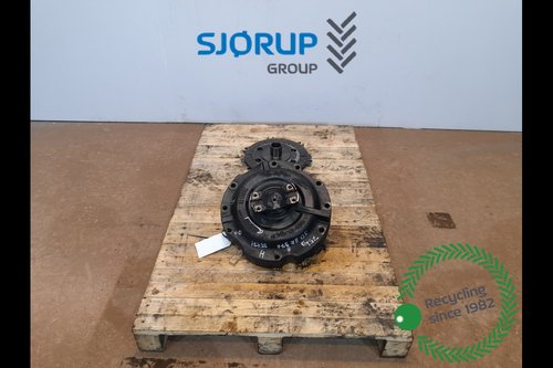 salg af Vorderachsgehäuse John Deere 8R 370 RECHT