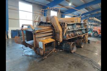 salg af Case LB436 Baler