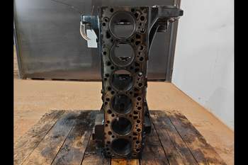 salg af Motorblöck Case Optum 300