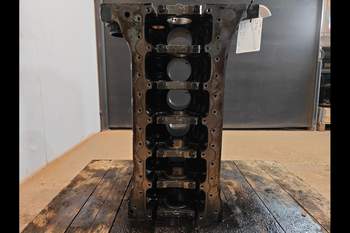 salg af Motorblöck Case Optum 300