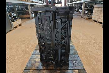 salg af Motorblöck Case Optum 300