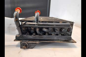 salg af Ölkühler New Holland TS115 