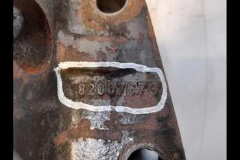 salg af Halter f. Oberlenker New Holland TS115