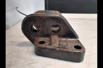 salg af Halter f. Oberlenker New Holland TS115