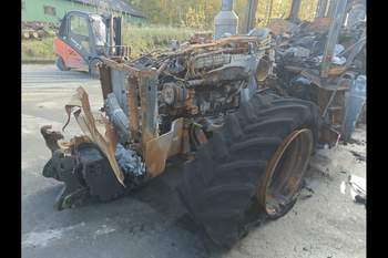 salg af John Deere 8370R traktor