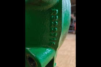 salg af Achstrichter John Deere 8370R RECHT