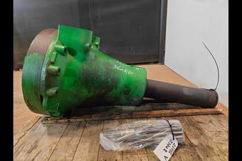 salg af Achstrichter John Deere 8370R LINKS