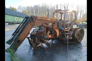 salg af New Holland T7060 traktor