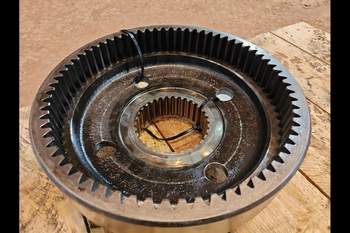 salg af Endandtrieb Vorderachse New Holland T7060 RECHT