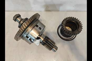 salg af Getriebe Teile New Holland T7060