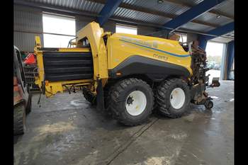 salg af New Holland 1290 Baler