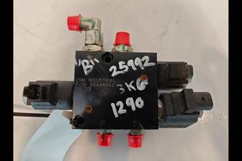 salg af Hydraulische Steuergerät New Holland 1290
