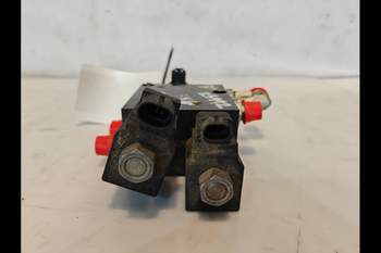 salg af Hydraulische Steuergerät New Holland 1290