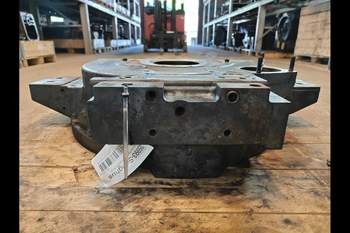 salg af Schwungradgehäuse Massey Ferguson 8730