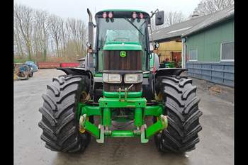 salg af John Deere 6920 traktor