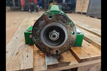 salg af Abfederungsbock John Deere 6920