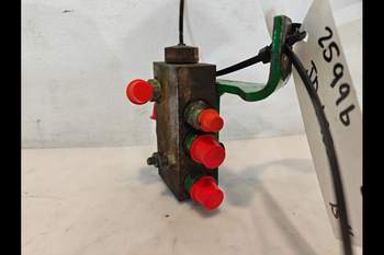 salg af Hydraulisch bremse ventil John Deere 6920