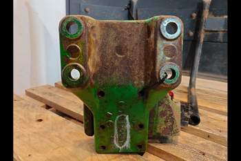 salg af Kotflügel Vorne John Deere 6920 LINKS