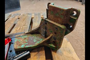salg af Kotflügel Vorne John Deere 6920 LINKS